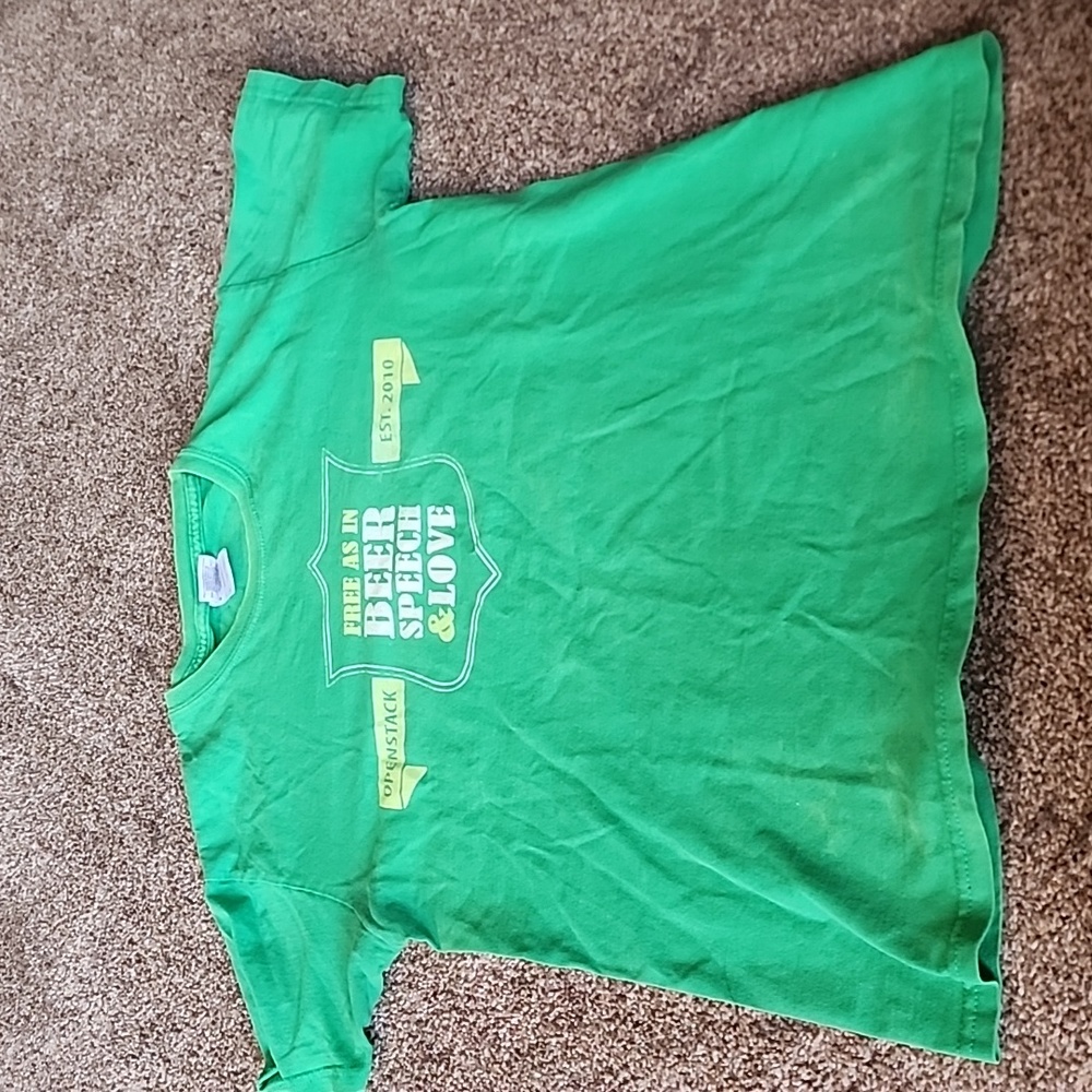 Gren graphic t shirt